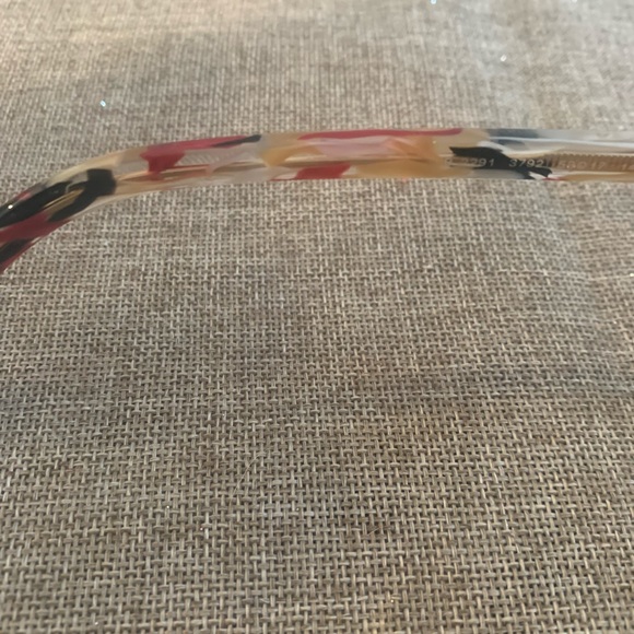 NOT FOR SALE -Beautiful Unique Burberry Glasses - Picture 5 of 6